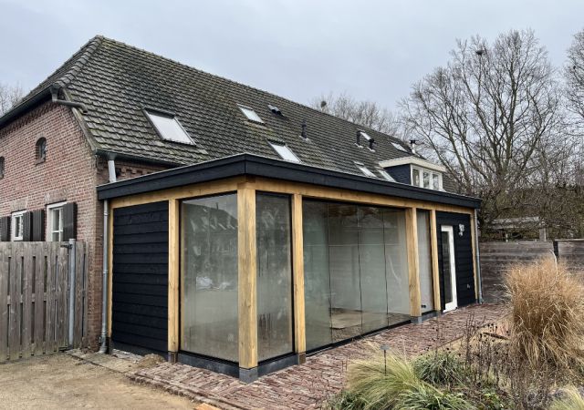 aanbouw tuinkamer met berging